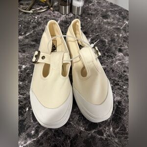 Vans Cream Canvas Women's Shoes NEW